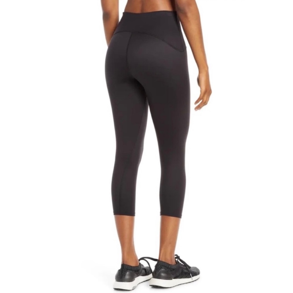 Spanx Boot Boost Active Cropped Leggings NWOT